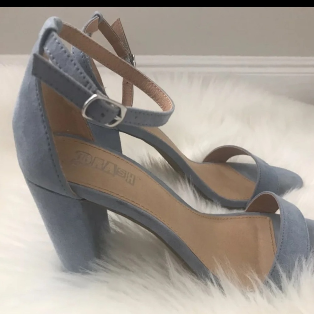 Pastel Spring Baby Blue Heels 7 1/2 - Picture 1 of 3